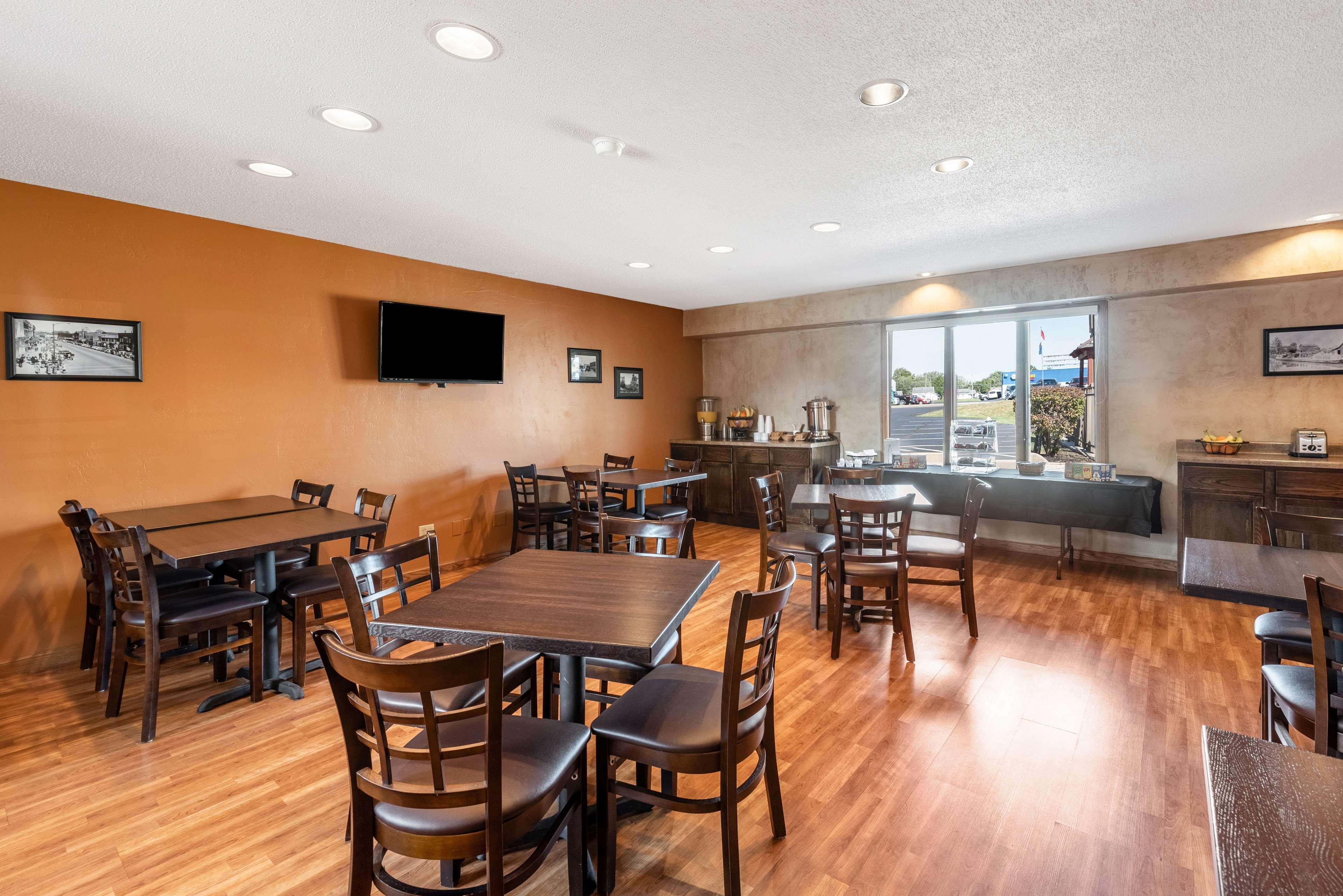 Americas Best Value Inn St. Marys Εξωτερικό φωτογραφία